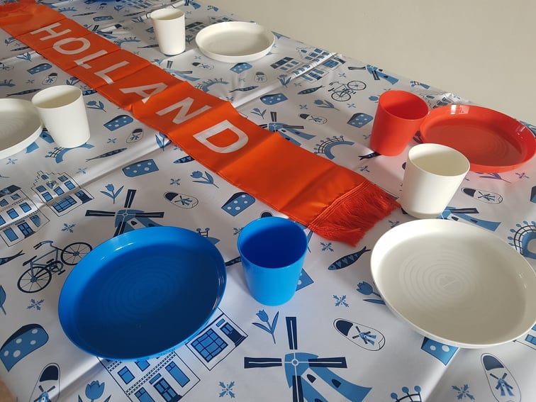 Oranjefeest tafelaankleding